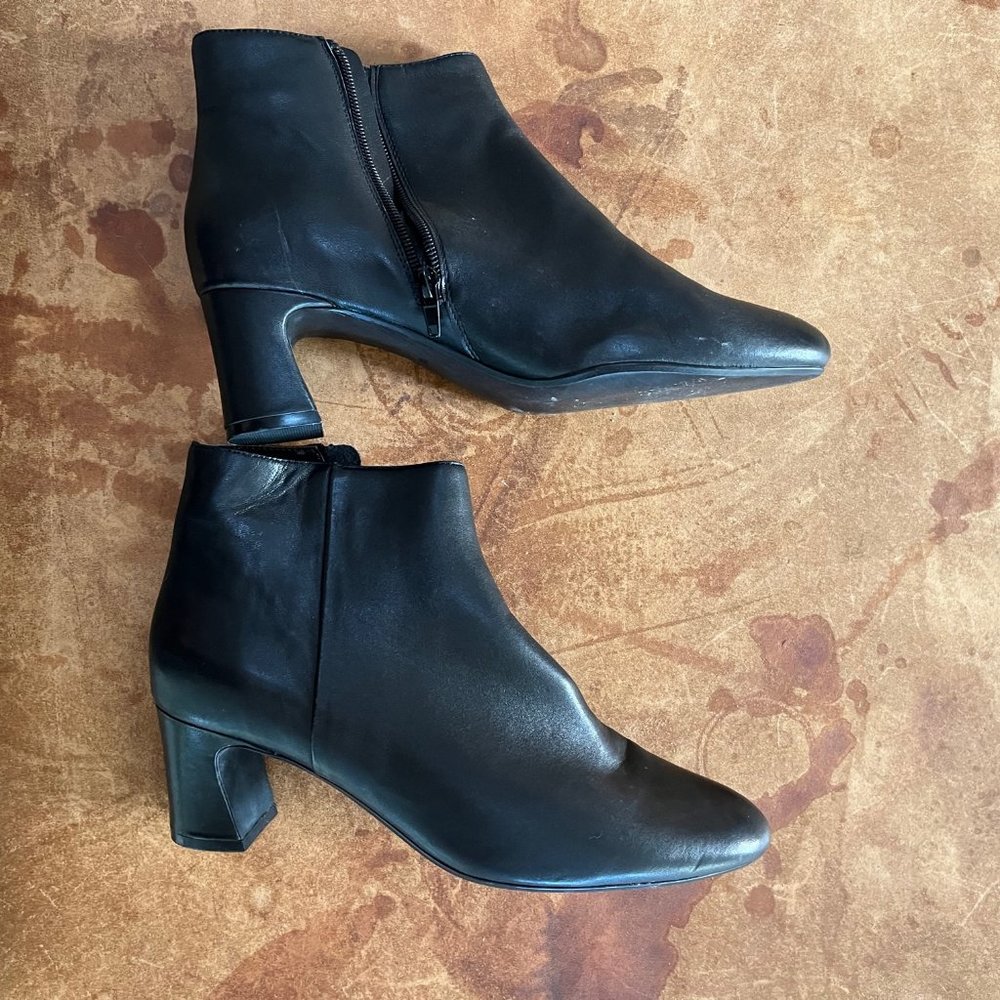 Van Eli leather black booties